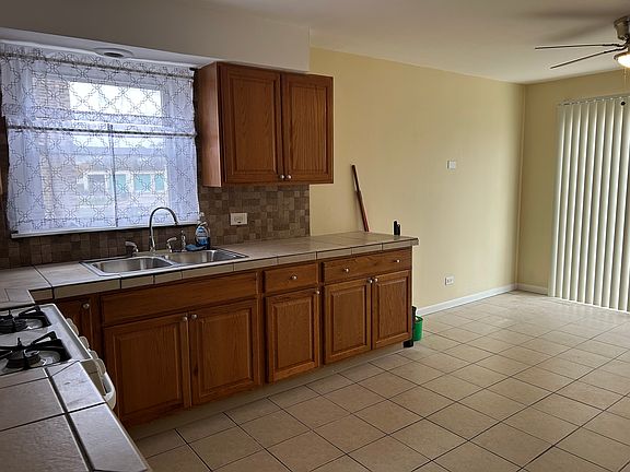 2nd image of 100 Luella Ave APT 2