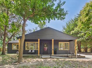 907 N Flora St, Wichita, KS 67212