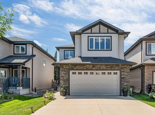 3819 Claxton Close SW, Edmonton, AB T6W 1Y5