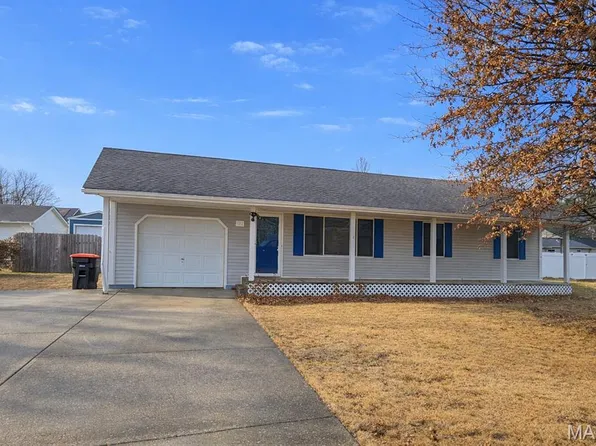 121 N Tilley St, Advance, MO 63730