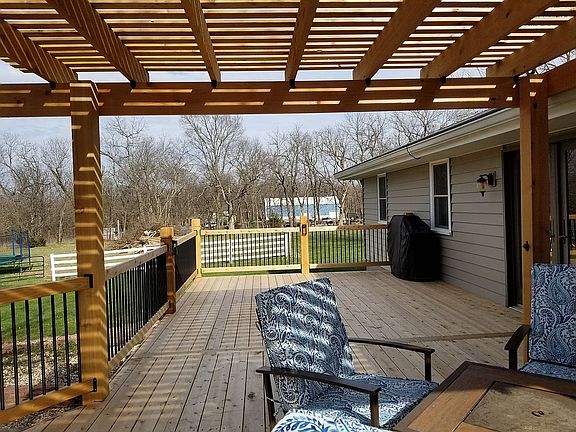 New deck + arbor 2018