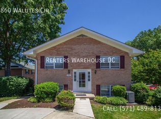 8860 Walutes Cir, Alexandria, VA 22309