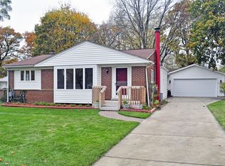 248 N Hill Cir, Rochester Hills, MI 48307