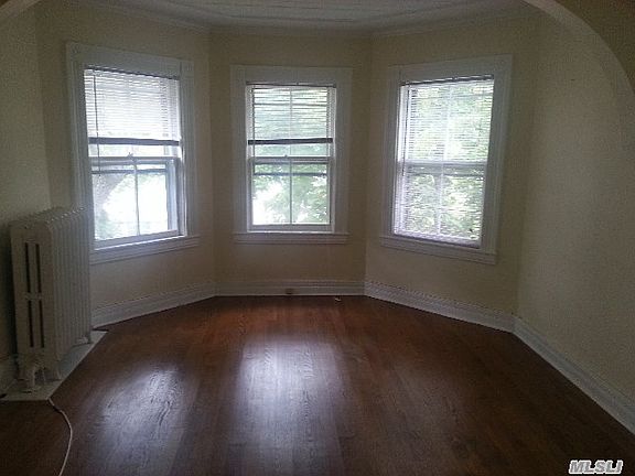 2nd image of 52 Scudder Ave