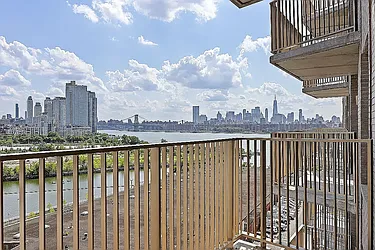 Rented by Quay Plaza LLC