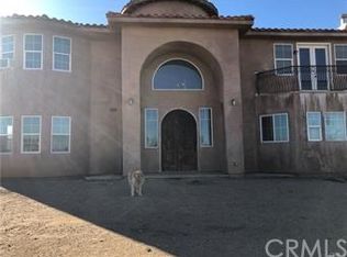 10592 Rochester Rd, Phelan, CA 92371