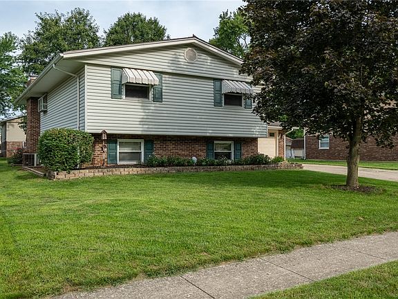 2nd image of 5213 Saum St