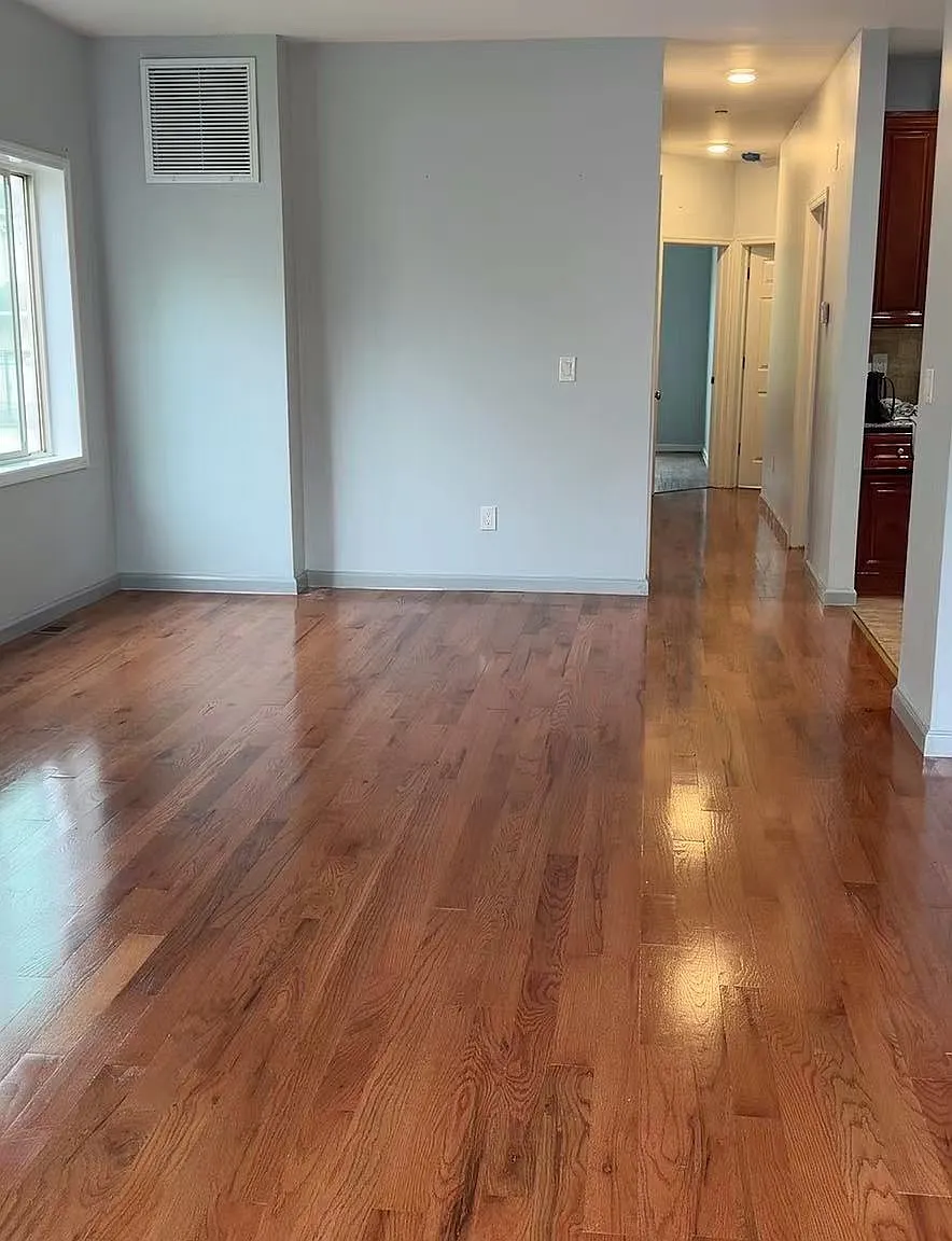 3 bed, 1200 sqft, $3,000 — Photo 4