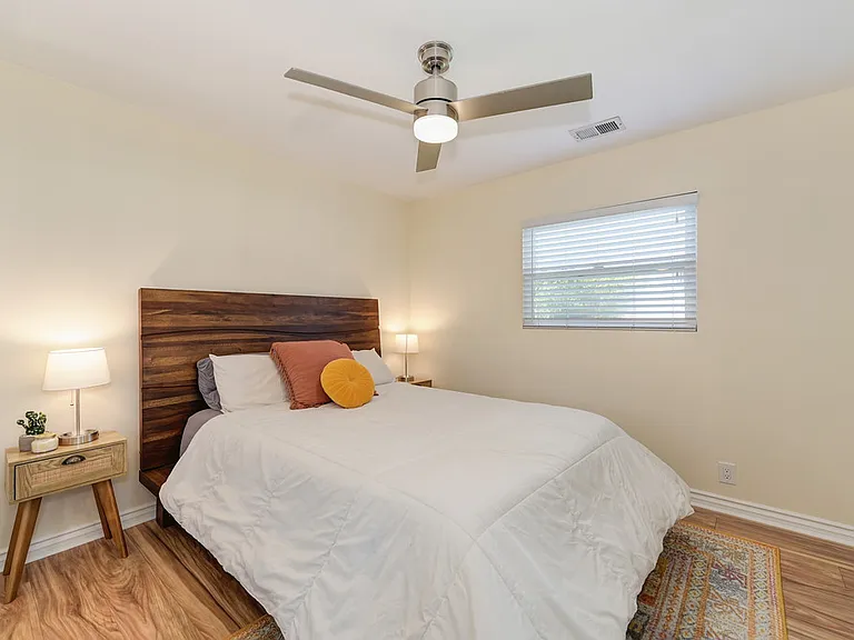 9524 Galston Dr — Photo 18