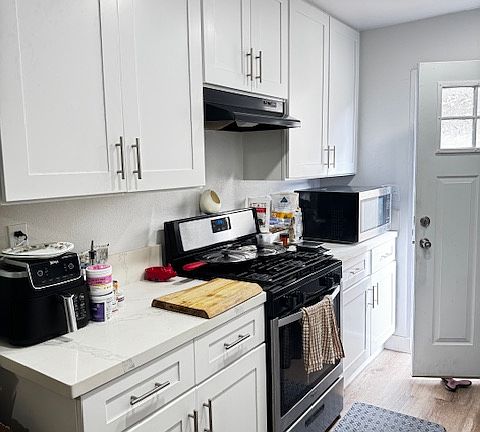 3rd image of 2735 Harbor Blvd #2735
