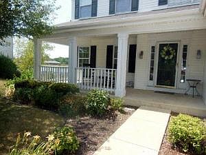 2nd image of 893 Meadowridge Dr