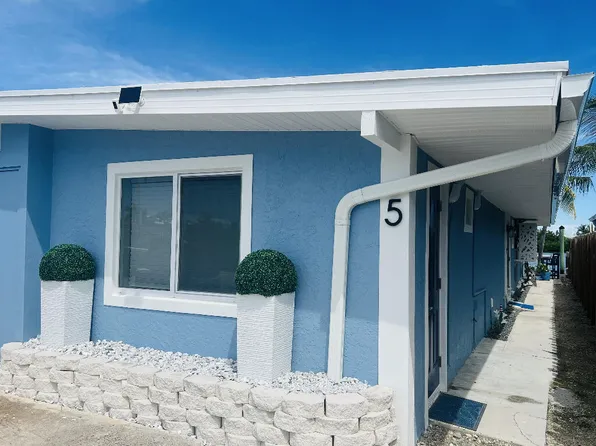 5 Sadowski Cswy, Key Colony Beach, FL 33051