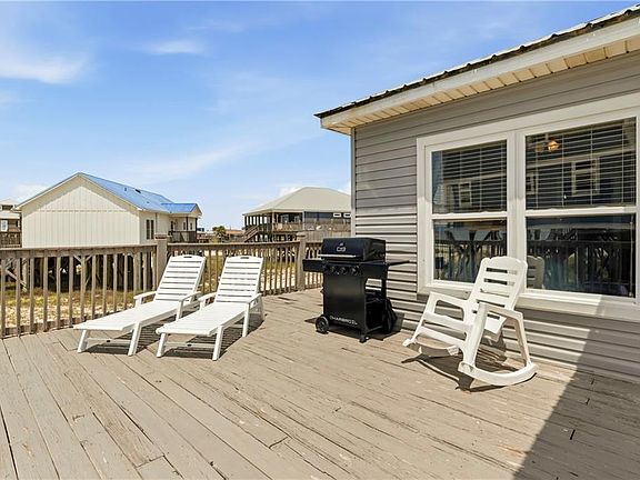 5th image of 103 Quebec Ct
