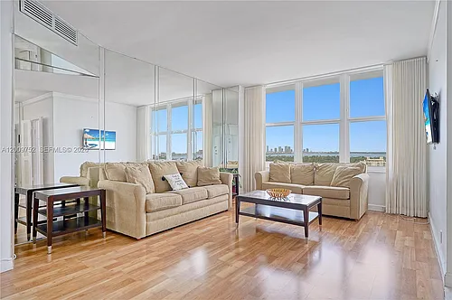 4747 Collins Ave #1503 Photo 1