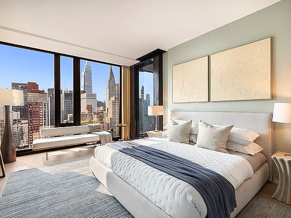 4th image of 695 1st Ave #42H