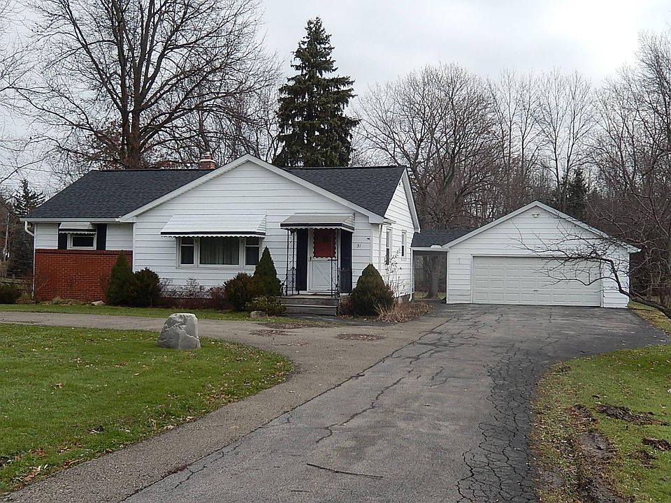 1st image of 31 Hessland Ct