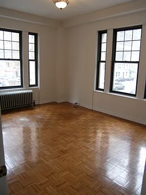 Rented by Square One Group | media 30