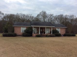 Ellis St, Luverne, AL 36049