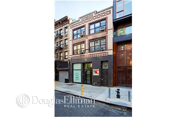 Sold by Douglas Elliman | media 11