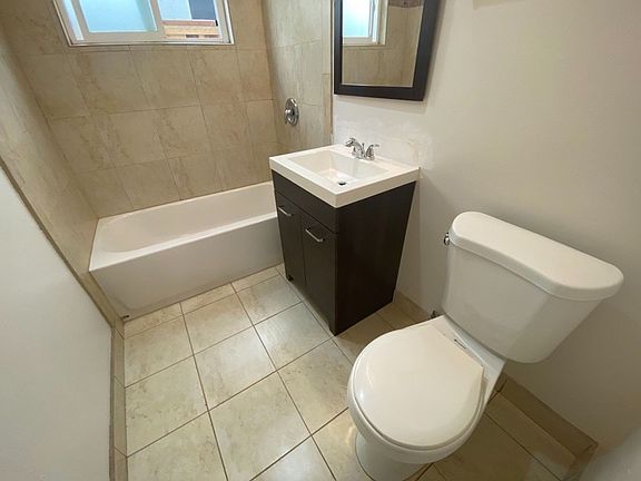 4th image of 4414-20 Mississippi St #4416