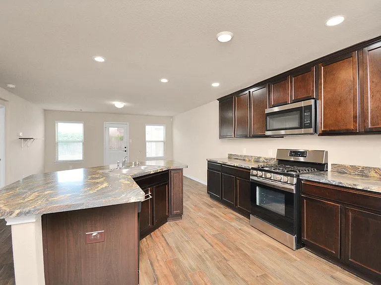 3210 Aldridge Dr — Photo 15