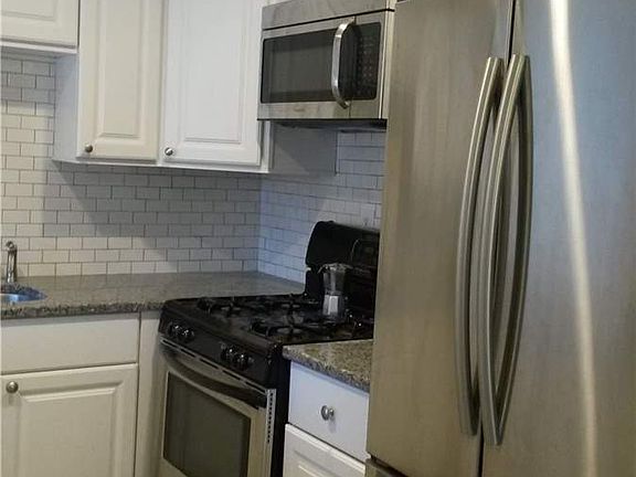 2nd image of 67 Bailey Ct