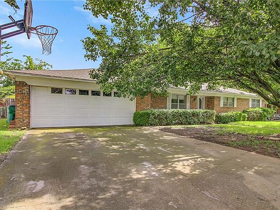 4th image of 308 Texoma Dr