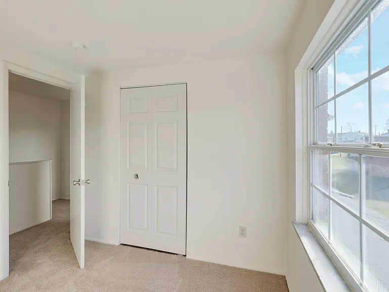 Seneca-Broadview Hills — Photo 44