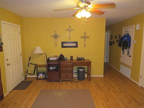 5th image of 306 Bounds Ave