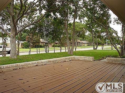 3rd image of 3212 Saint Ives Ct