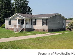 5224 Style Dr, Parkton, NC 28371