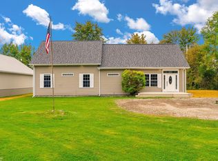 10643 Brandon Rd, Emmett, MI 48022