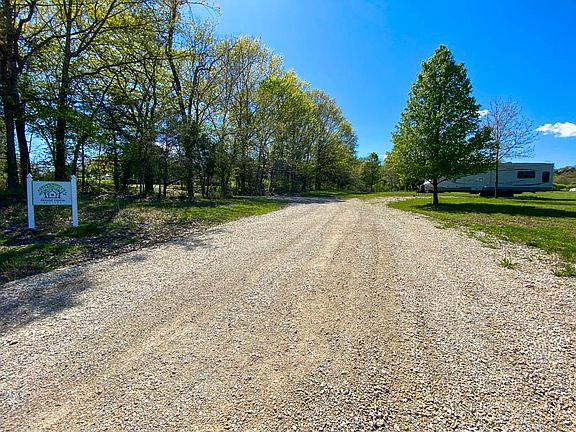 Property entrance driveway