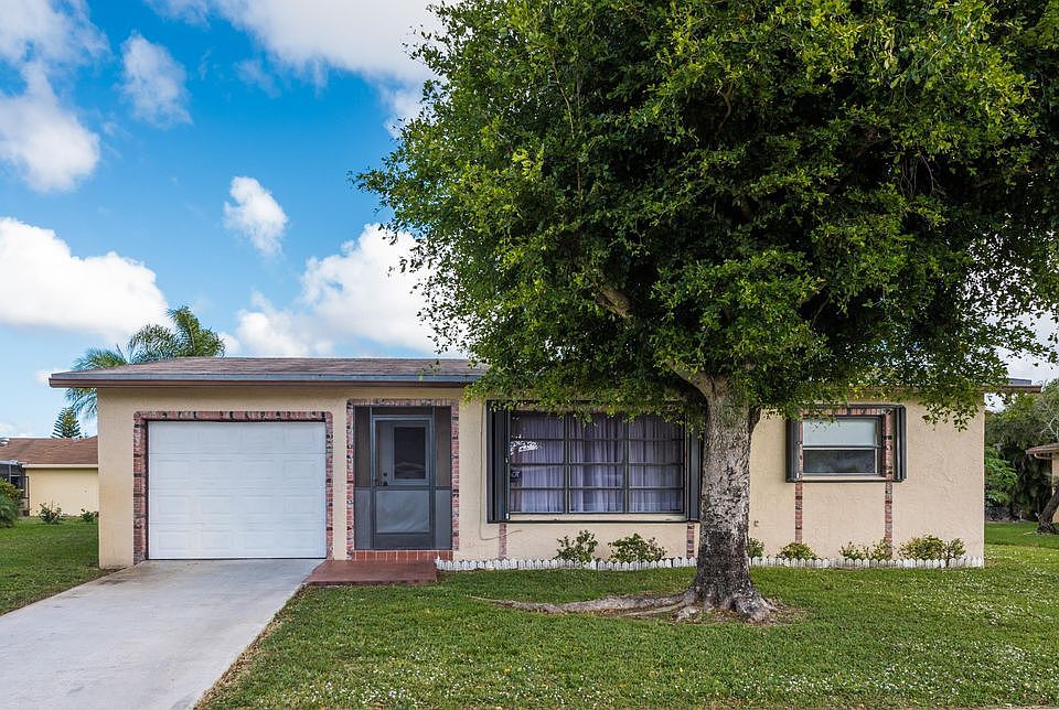 1st image of 14834 Woodlodge Ln