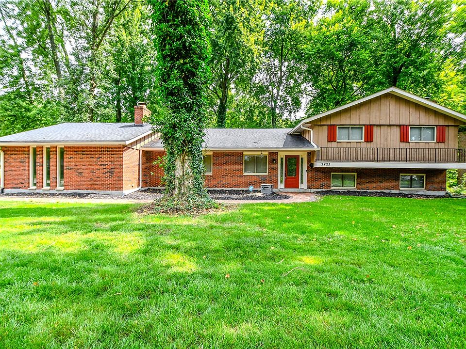 1st image of 2425 Westlawn Dr