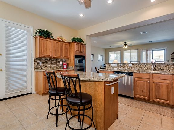3rd image of 18544 N Alamo Dr
