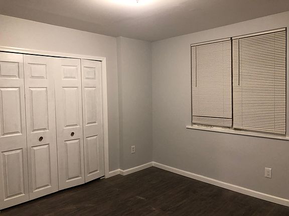 5th image of 2603 S Darien St
