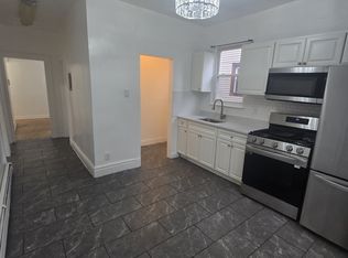 239 Wainwright St #1B, Newark, NJ 07112