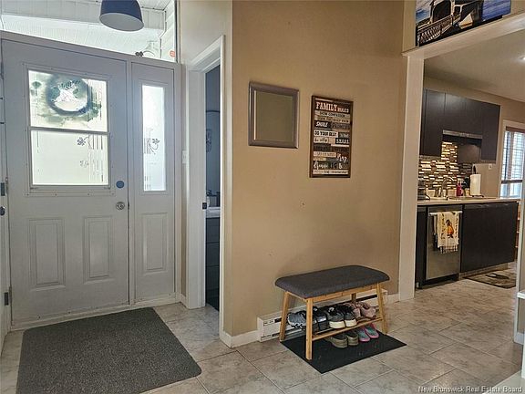 2nd image of 11 33rd Ave