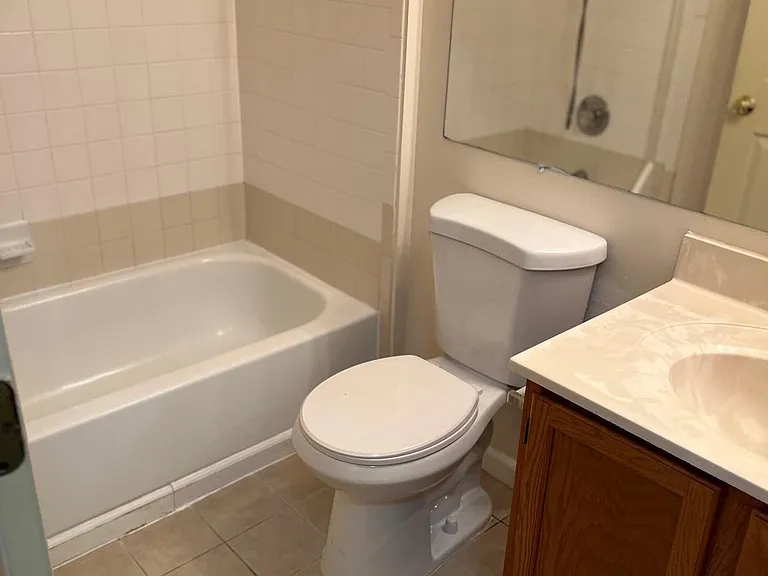 33 Hiddencreek Ct — Photo 10