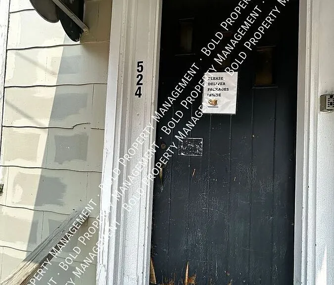 524 Spruce St #2 — Photo 8