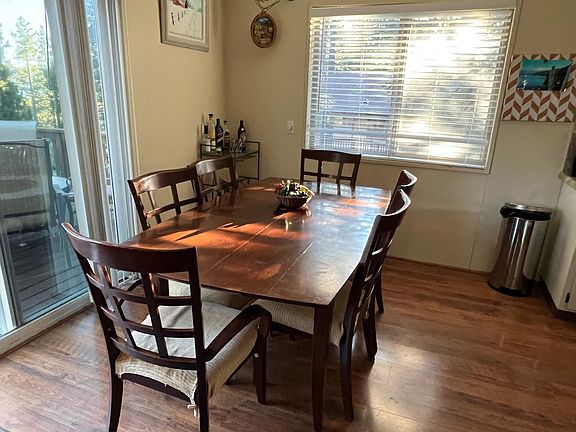 4th image of 3165 Panorama Dr