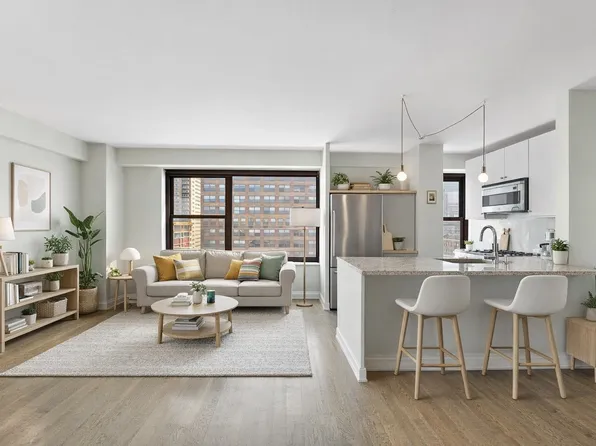 135 Montgomery Street image 1 of 15