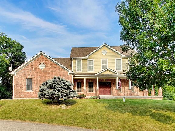 2nd image of 7365 English Oak Ln