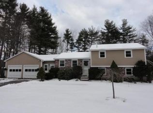 3 Collins Ave, Merrimack, NH 03054