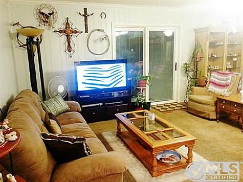 5th image of 2029 Victoria Dr