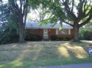 8325 Siesta Way, Louisville, KY 40219