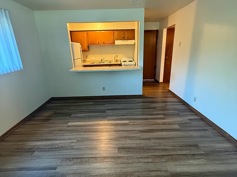 151 N 41st St #2 — Photo 3