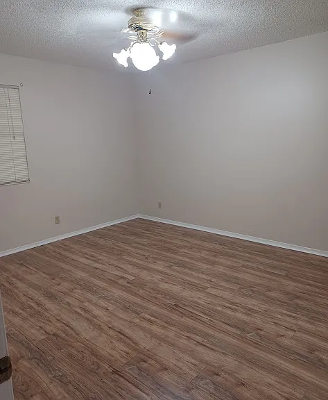 1321 Cheney Hwy #B — Photo 6