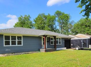 818 W Beech St, Independence, KS 67301